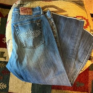 Lucky Brand cropped jeans size14